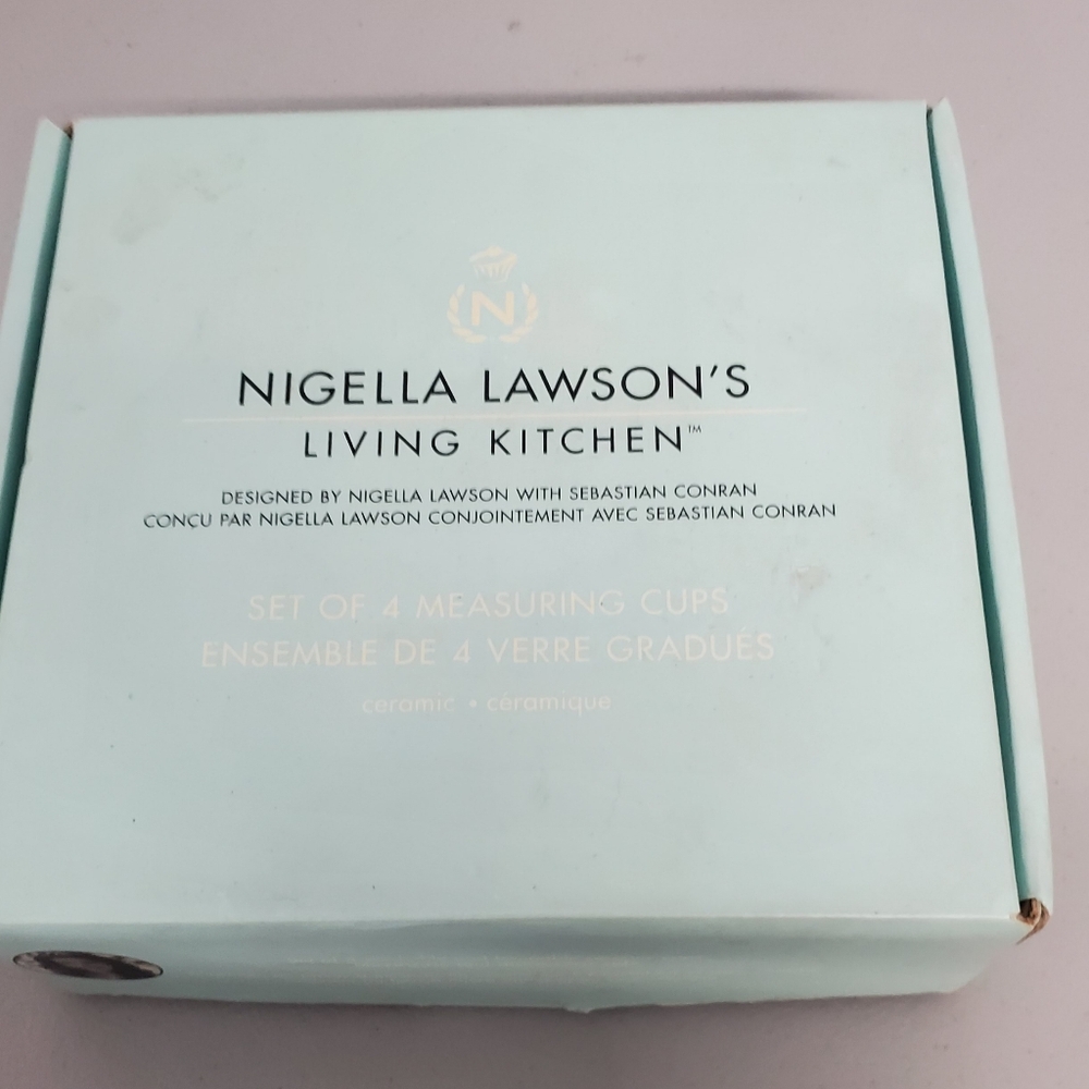 Measuring Cups - White